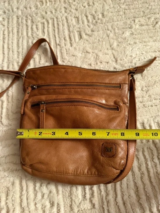 Wise Owl Brown Leather Crossbody Bag Soft Leather Multi Zip Casual Everyday Bag - Picture 6 of 6